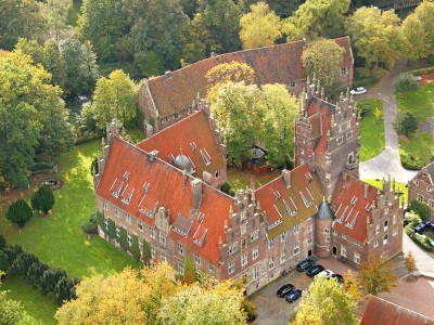 Humboldt-Institut, Heessen Castle (9 – 13 лет)