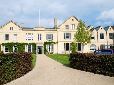 British Study Centres, Wycliffe College (8 – 17 лет)  