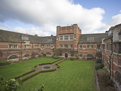 Bell, St. Albans (Spring, Summer, Autumn, 11 – 17 лет)