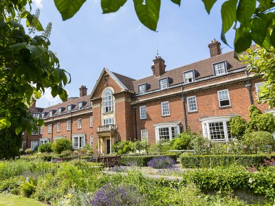 Oxford University, Wycliffe Hall (15 – 17 лет)