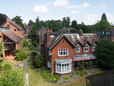 Studio Cambridge, Sir Laurence (12 – 16 лет)